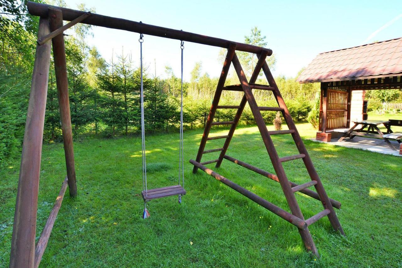 Holiday Home Close To The Lake Shore, Dabrowica Dabrowica  Eksteriør billede