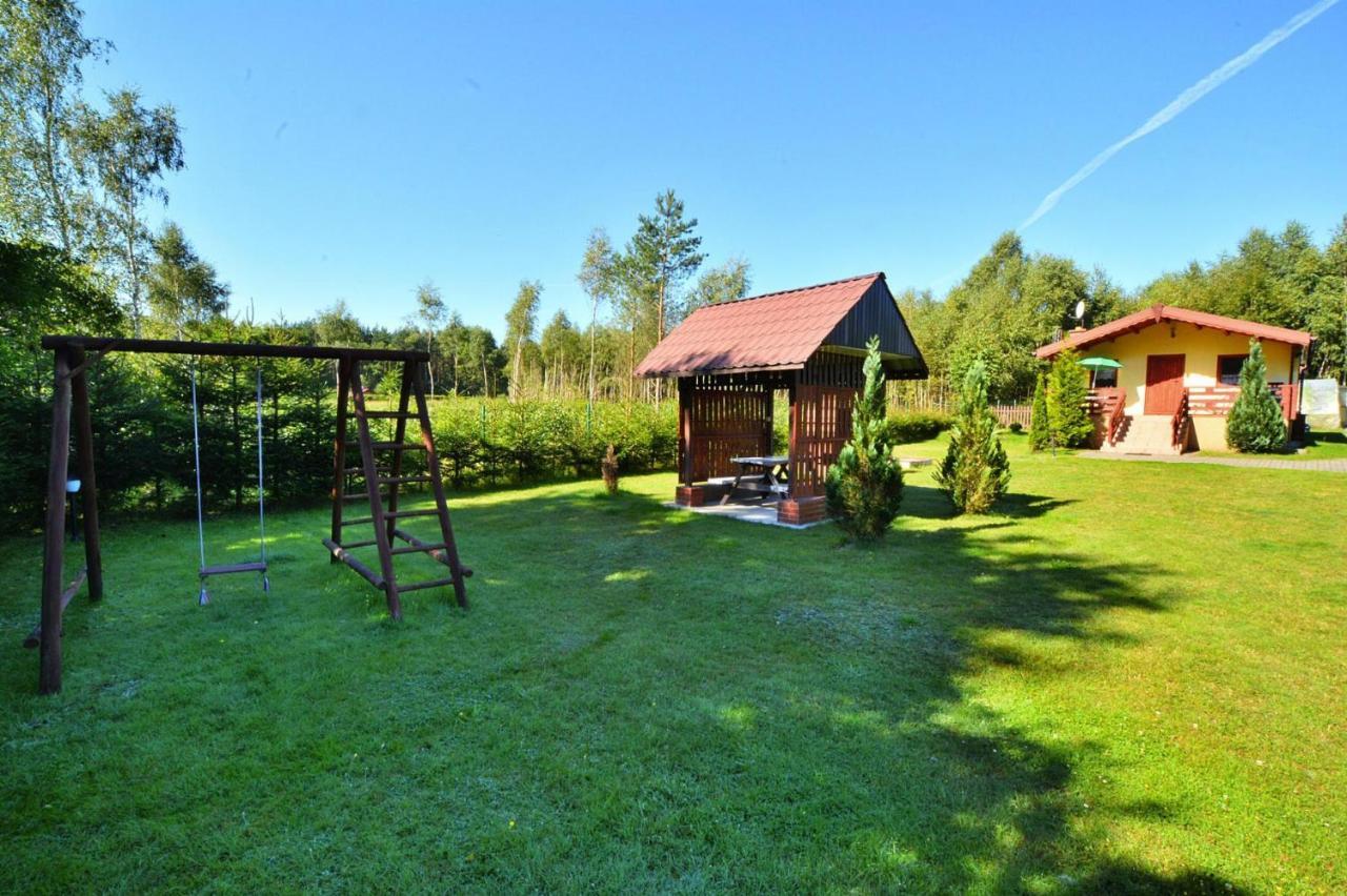 Holiday Home Close To The Lake Shore, Dabrowica Dabrowica  Eksteriør billede